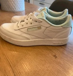 Reebok Sneaker Gr.36,5
