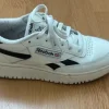 Reebok Sneaker Größe 40