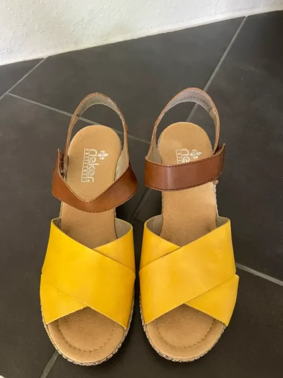 Rieker Damen Sandalette Heels 39 gelb braun color block Sandalen