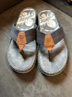 Rieker Flip Flops Wenig getragen Gr. 45