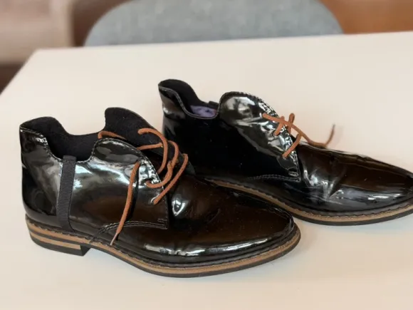 Rieker Lackschuhe Gr. 40 Schuhe Halbschuhe