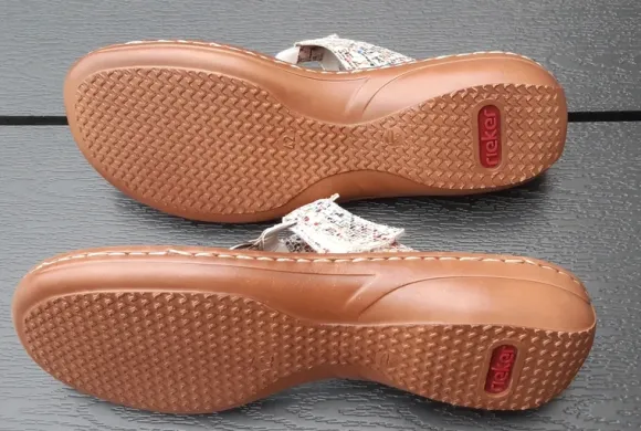 Rieker slippers maat 42/maat 8 (als nieuw)