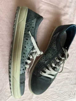 Rieker Sommer Schuhe Gr 43 grau wie neu