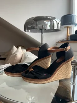 Riemensandale in Schwarz Tommy Hilfiger