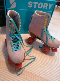 Rollschuhe/skates in 40