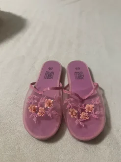 Rosa Mesh Slipper mit Blumen 🌸