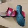 Rote Lederpantoletten