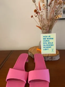 Roze hakjes