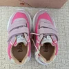Roze suède sneakers met klittenband van Bisgaard, maat 22