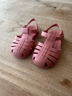 Rubberen sandaaltjes Zeeman