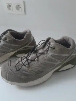 Salomon khaki green grey