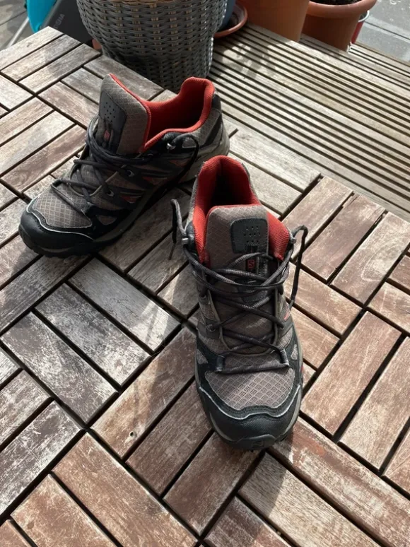 Salomon Wanderschuhe