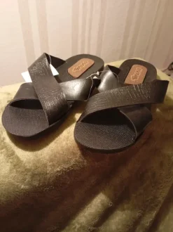 Sandalen Badelatschen