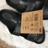 Sandalen/ Badeschlappen