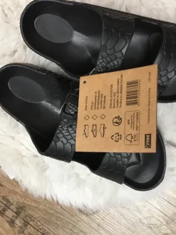 Sandalen/ Badeschlappen