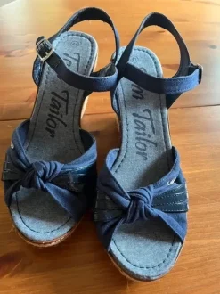 Sandalen Keilabsatz Gr 41