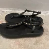 Sandalen met studs en mooie details aan gesp