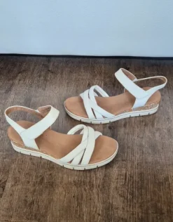 Sandalen mit Absatz