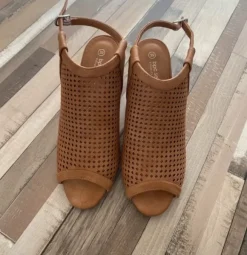 Sandalen Schuhe