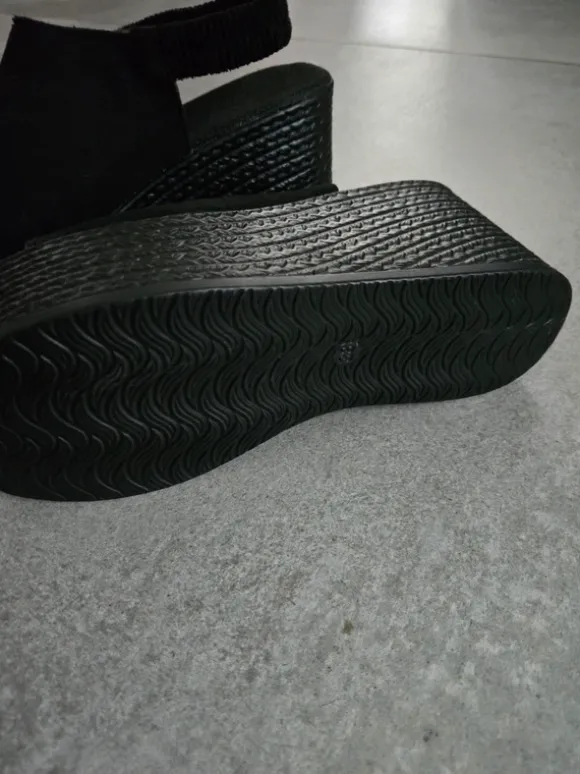 Sandalen schwarz