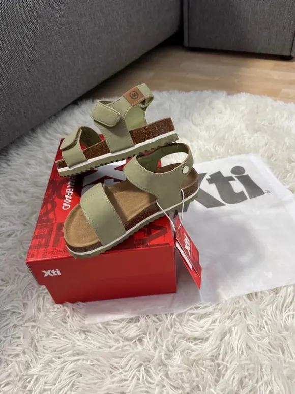 Sandalen Sommer kakhi 29 neu mädchen