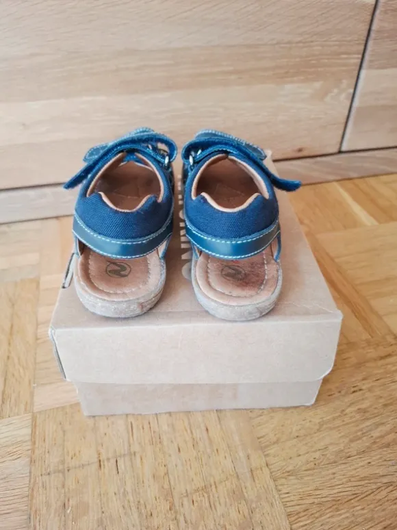 Sandalen von Naturino in Blau