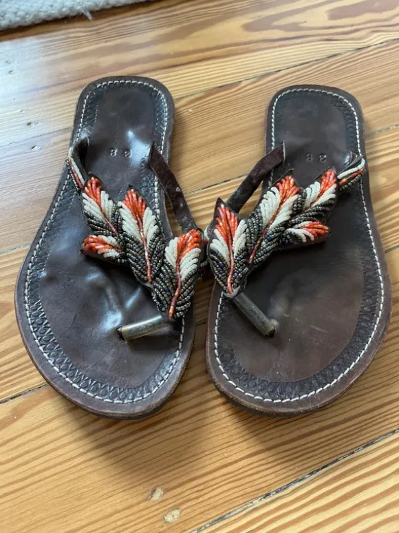 Sandalen Zehentrenner Perlen 38 Sandaletten afrikanisch