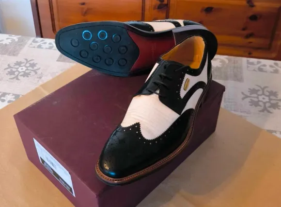 Scarpe "Brogue Gatsbay" vera PELLE bianca & Nera stile '20-'30. Nuove. Prezzo fisso