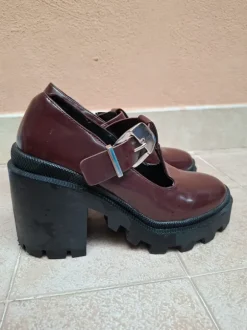 Scarpe con cinturino bordeaux 39 Steve Madden
