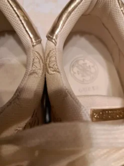 Scarpe con lacci