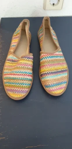 Schicke Espadrilles zu verkaufen