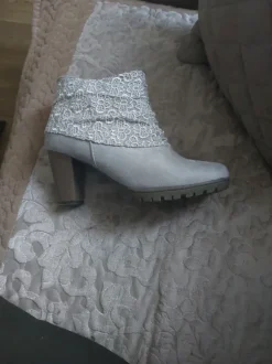 Schicke Halbstiefel