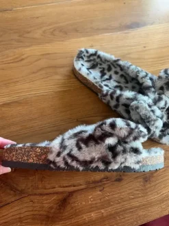 Schlappen flauschig
