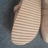 Schlappen mit Glitzer