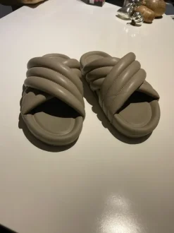 Schlappen von H&M