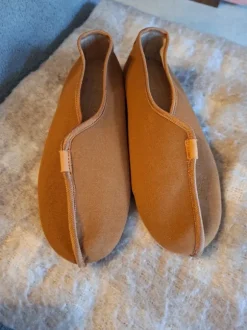 Schlupfschuhe aus China 🎀 ca. Gr.40