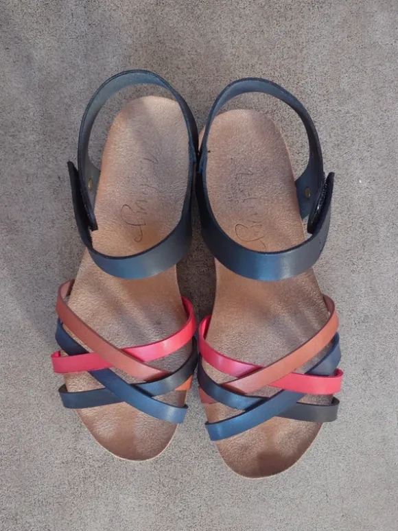 Schöne Sandalen von Mustang in Flechtoptik