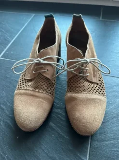 Schnürschuhe Wildleder