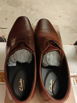 schonen Clarks