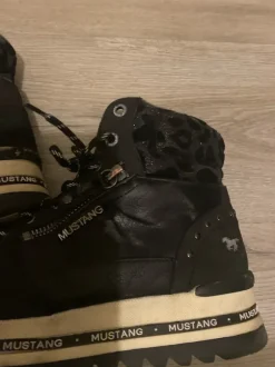 Schuhe