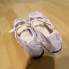 Schuhe / Größe 37