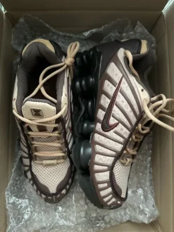 Schuhe Größe 37