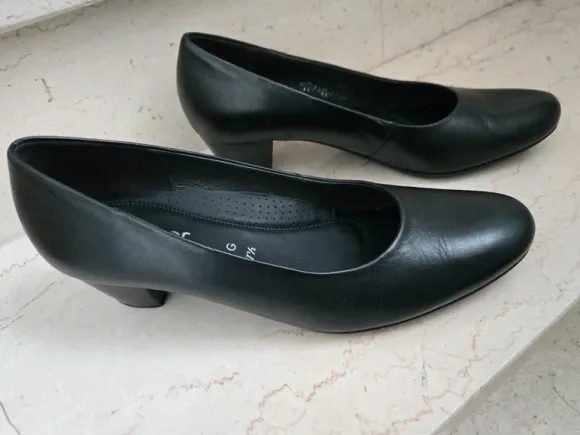 Schuhe Größe 7 1/2