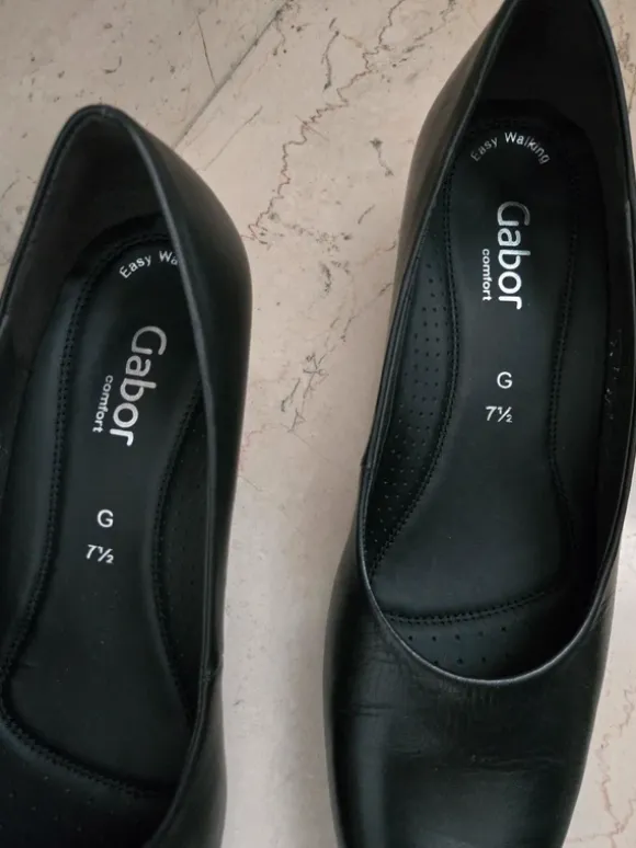 Schuhe Größe 7 1/2