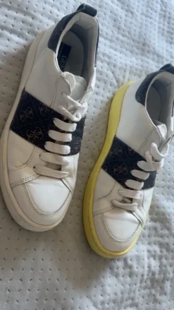 Schuhe Guess große 41