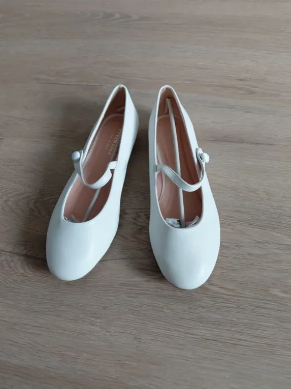 Schuhe in 41