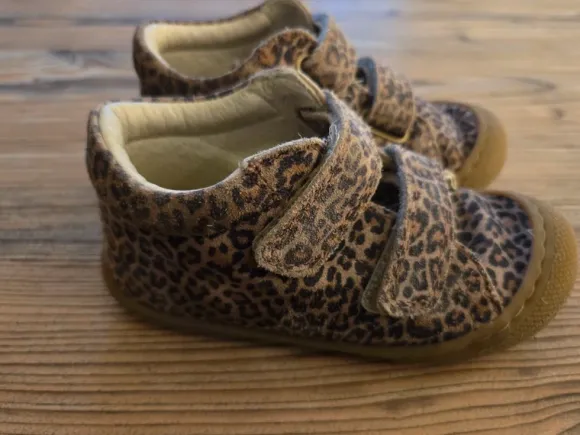 Schuhe Leo