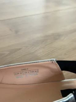 Schuhe Only