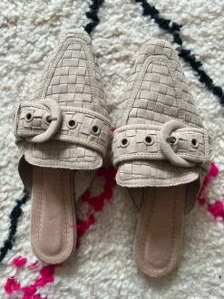 Schuhe Schnalle geflochten 40 Slipper