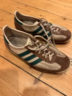 Schuhe von Adidas